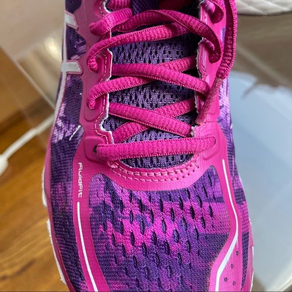 ASICS Gel-Kayano 22 - Picture 7 of 16